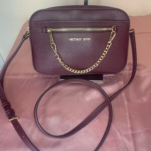 Authentic Michael Kors Purse  #037NC  Jet Set East West Chain Crossbody Bag